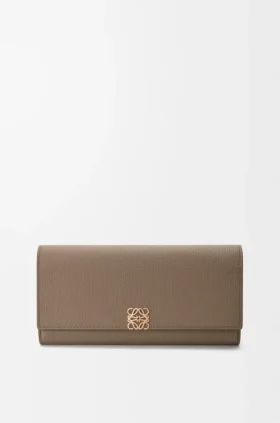 Anagram Continental Wallet in Pebble Grained Calfskin