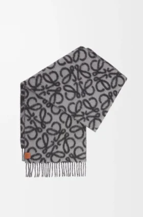 Anagram Scarf in Alpaca and Wool Blend