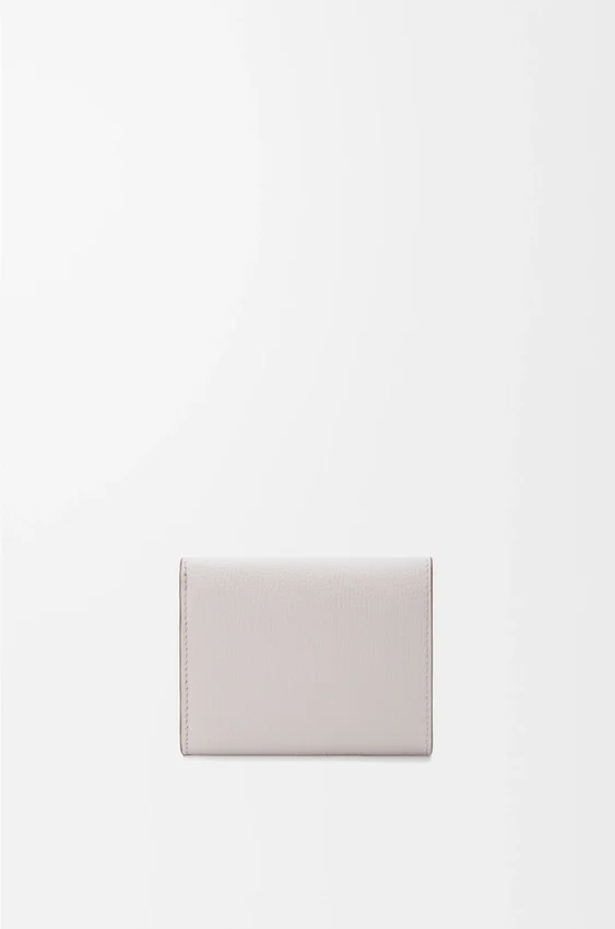 Anagram Trifold Wallet in Pebble Grained Calfskin Anagram Trifold Wallet in Pebble Grained Calfskin