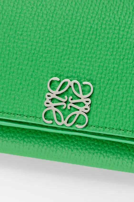 Anagram Trifold Wallet in Pebble Grained Calfskin Anagram Trifold Wallet in Pebble Grained Calfskin