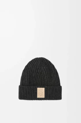 Beanie in Cashmere