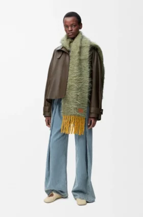 Belted Jeans in Denim Belted Jeans in Denim