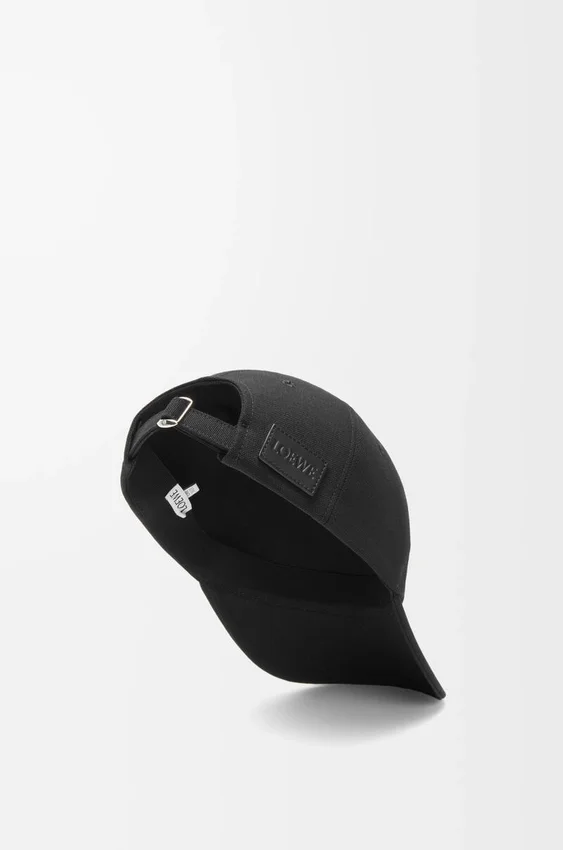 Cap in Canvas Cap in Canvas