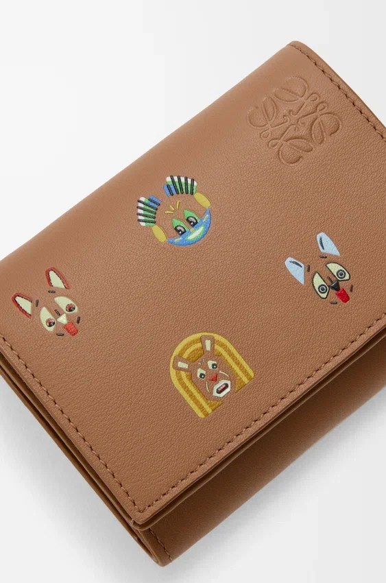 Cats Trifold Wallet in Classic Calfskin Cats Trifold Wallet in Classic Calfskin