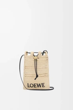Drawstring Pocket in Raffia
