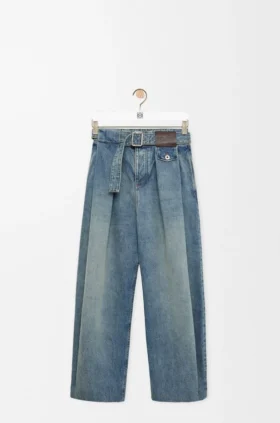 Jeans in Denim