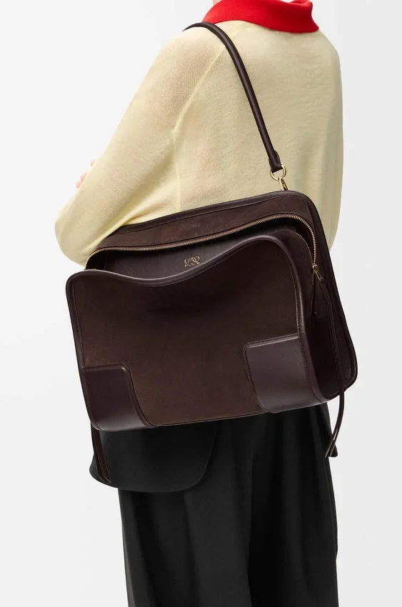 Large Amazona 180 Bag in Suede Large Amazona 180 Bag in Suede