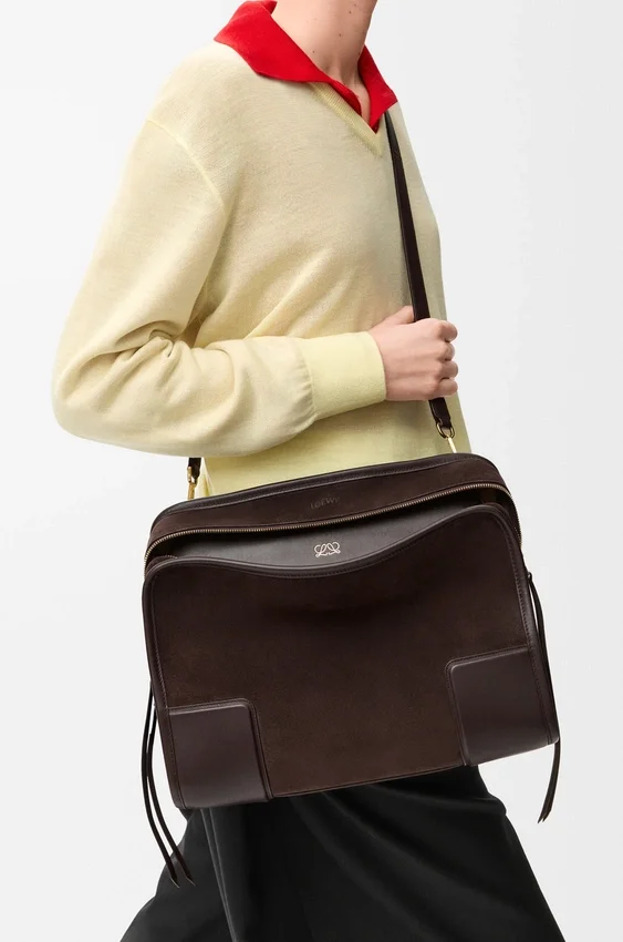 Large Amazona 180 Bag in Suede Large Amazona 180 Bag in Suede