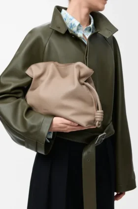 Medium Flamenco Clutch in Nappa Calfskin