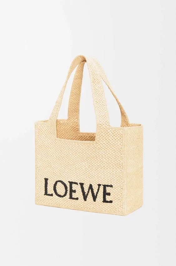 Medium Loewe Font Tote in Raffia Medium Loewe Font Tote in Raffia