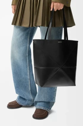 Medium Puzzle Fold Tote in Shiny Calfskin
