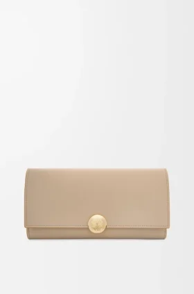 Pebble Continental Wallet in Shiny Nappa Calfskin