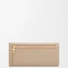 Pebble Continental Wallet in Shiny Nappa Calfskin