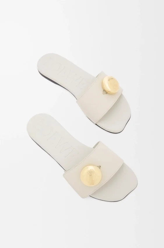 Pebble Slide in Soft Calfskin Pebble Slide in Soft Calfskin
