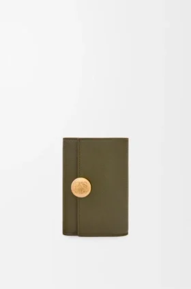 Pebble Small Vertical Wallet in Pebble Grained Calfskin
