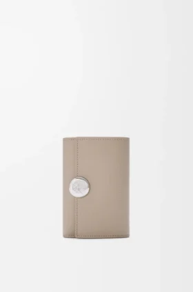 Pebble Small Vertical Wallet in Pebble Grained Calfskin