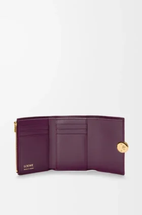 Pebble Small Vertical Wallet in Pebble Grained Calfskin