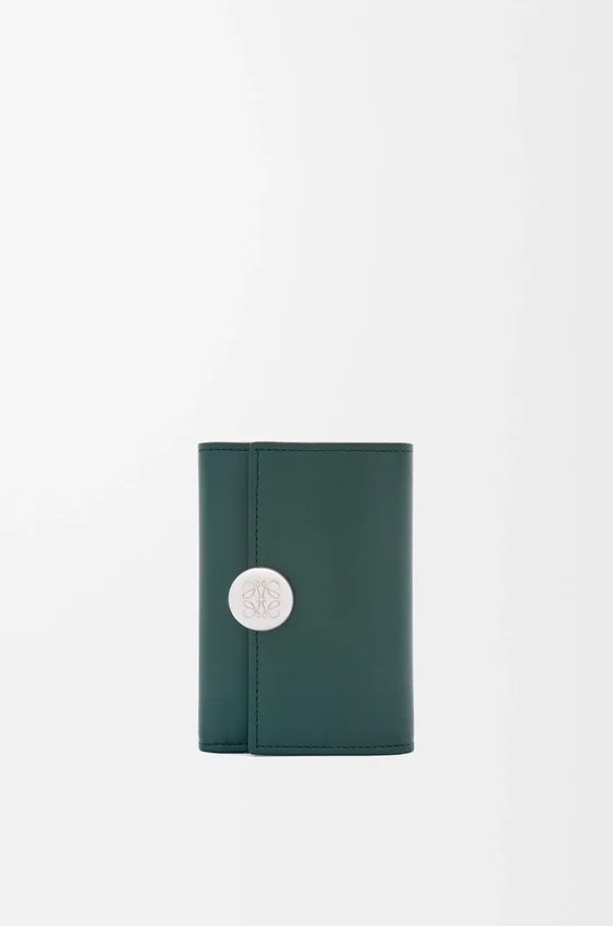 Pebble Small Vertical Wallet in Shiny Nappa Calfskin Pebble Small Vertical Wallet in Shiny Nappa Calfskin