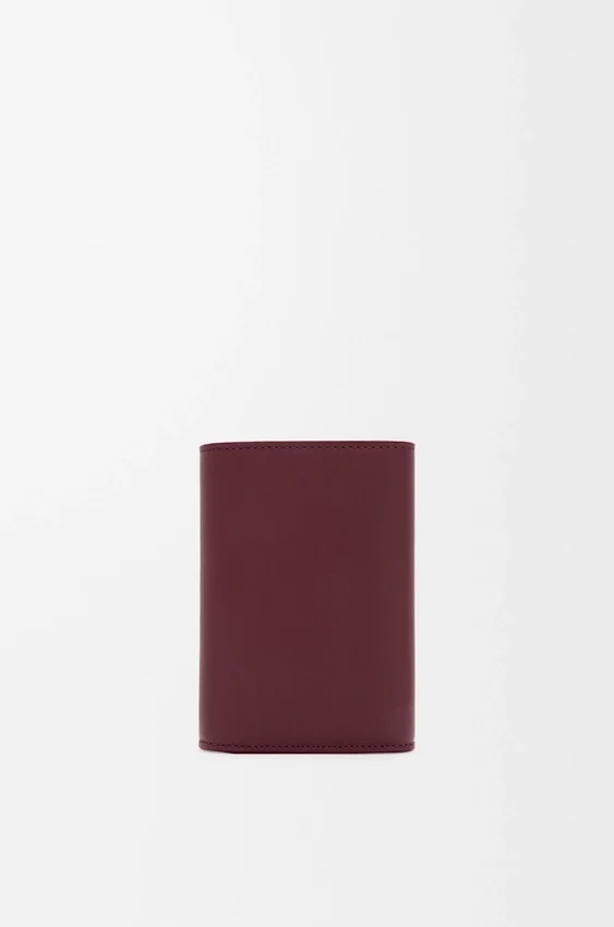 Pebble Small Vertical Wallet in Shiny Nappa Calfskin Pebble Small Vertical Wallet in Shiny Nappa Calfskin