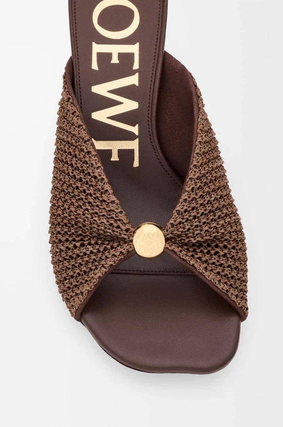 Pebble Soft Slide in Raffia-Effect Fabric Pebble Soft Slide in Raffia-Effect Fabric