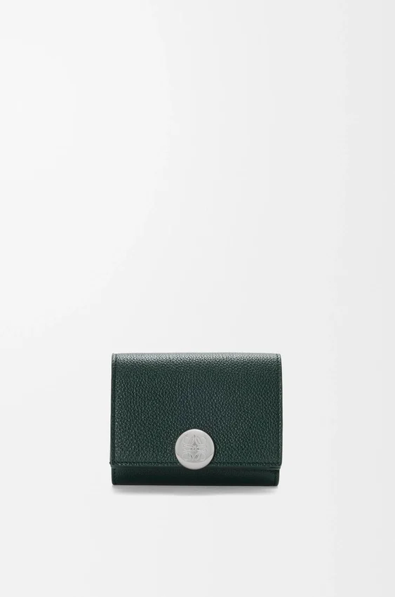 Pebble Trifold Wallet in Pebble Grained Calfskin Pebble Trifold Wallet in Pebble Grained Calfskin