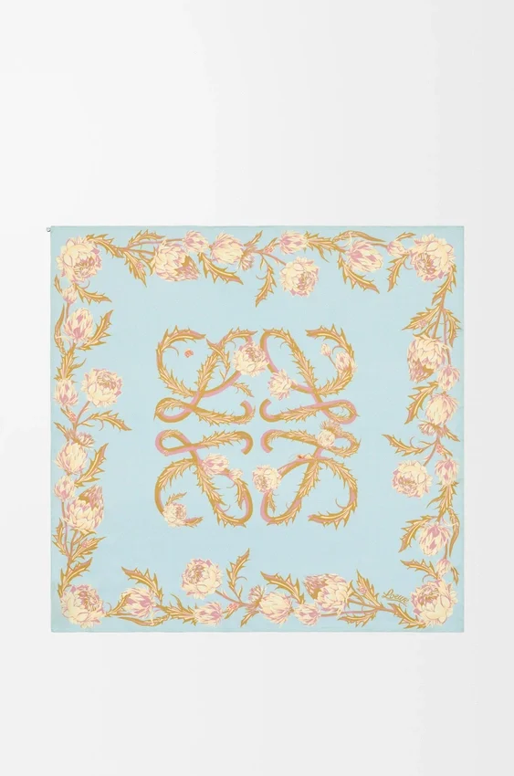 Scarf in Silk Scarf in Silk