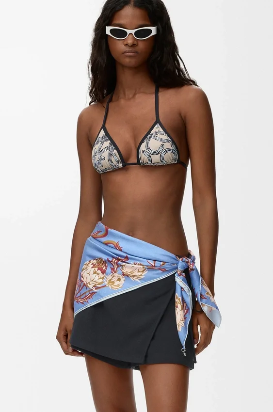 Scarf in Silk Scarf in Silk