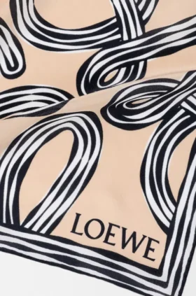 Scarf in Silk