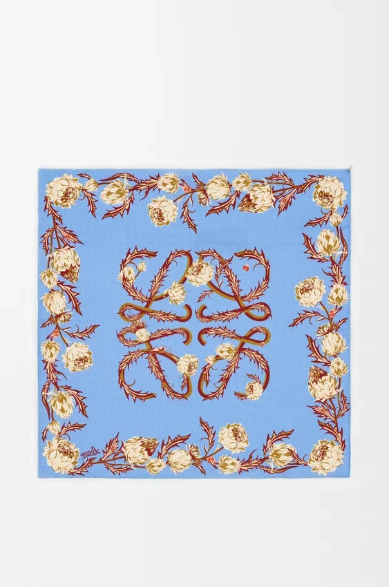 Scarf in Silk Scarf in Silk