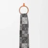 Scarf in Wool and Cashmere Scarf in Wool and Cashmere