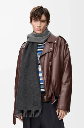 Scarf in Wool and Cashmere