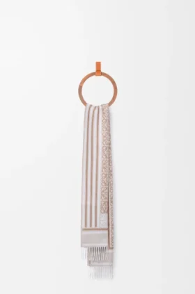 Scarf in Wool and Cashmere