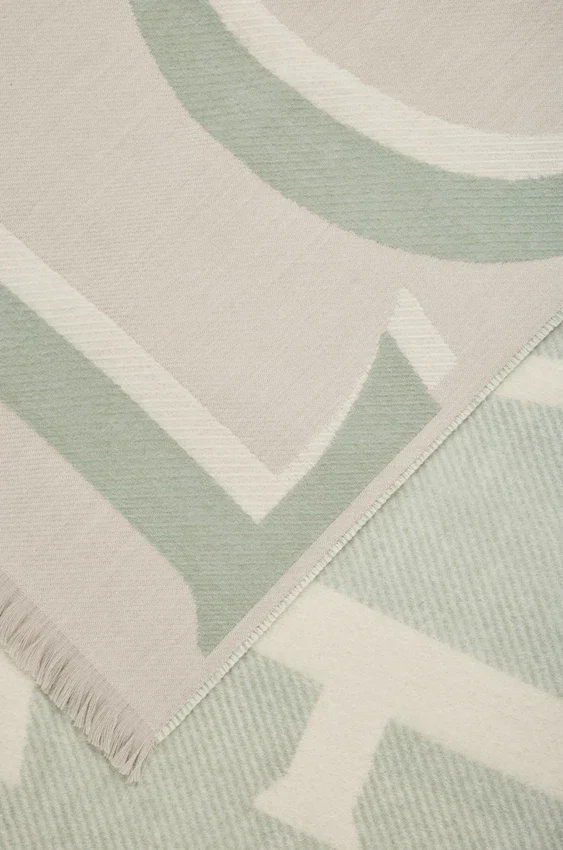 Scarf in Wool and Cashmere Scarf in Wool and Cashmere