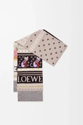 Scarf in Wool Blend