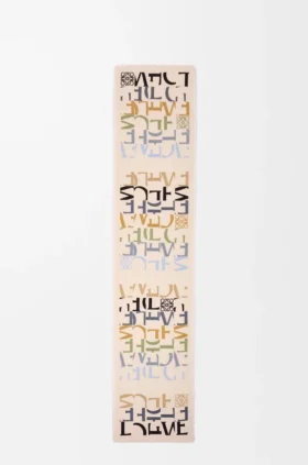 Scarf in Wool, Silk and Cashmere Blend